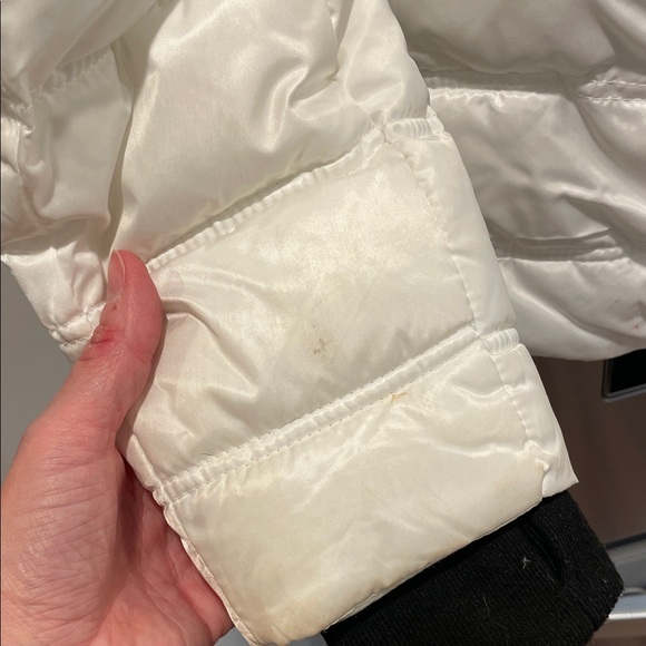 Women's Nautical White Puffer Jacket with Faux Fur Hood like new - Picture 6 of 7